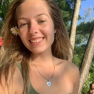 Meet your Posher, Maggie